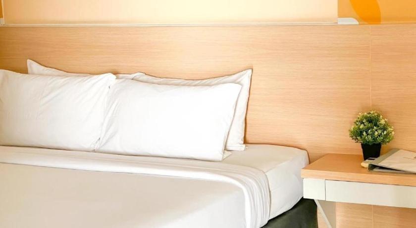 Nana Chat Bangsaen Hotel Si Racha Εξωτερικό φωτογραφία
