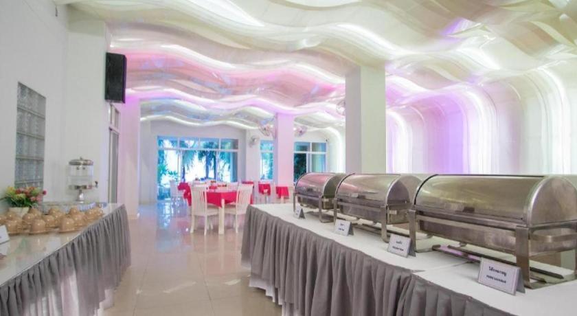 Nana Chat Bangsaen Hotel Si Racha Εξωτερικό φωτογραφία