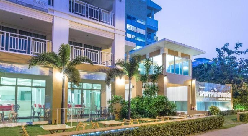 Nana Chat Bangsaen Hotel Si Racha Εξωτερικό φωτογραφία